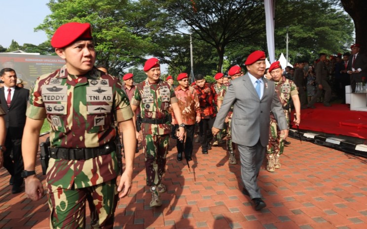 Presiden terpilih periode 2024-2029 Prabowo Subianto menghadiri acara perayaan HUT ke-72 Komando Pasukan Khusus (Kopassus) di Markas Besar Kopassus, Cijantung, Jakarta Timur, Selasa (30/4/2024). - Kemenhan