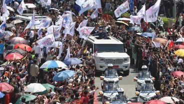 Pedagang Cilik Ketiban Cuan Pesta Rakyat Sambut Prabowo-Gibran