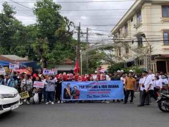 Bukan PDIP, Bendera PSI Berkibar Jelang Kedatangan Jokowi ke Solo