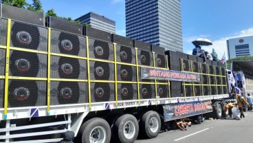 Truk Sound Horeg Padati Jalan Sudirman, Meriahkan Pelantikan Prabowo-Gibran