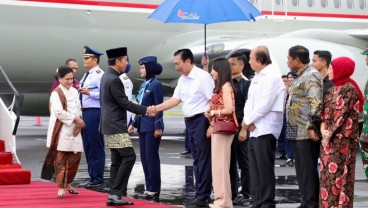 Luhut Binsar dan Konglomerat Dato Sri Tahir Sambut Jokowi di Solo