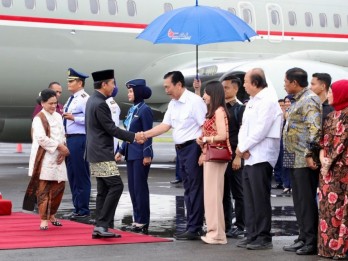 Luhut Binsar dan Konglomerat Dato Sri Tahir Sambut Jokowi di Solo