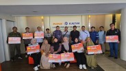 Tingkatkan Loyalitas Pelanggan, 20 Distributor Pupuk Kaltim Raih Reward