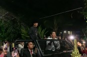 Jokowi dan Iriana Tiba di Kediaman Solo Usai Diarak Hampir 3 Jam