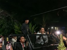 Jokowi dan Iriana Tiba di Kediaman Solo Usai Diarak Hampir 3 Jam