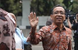 Pratikno Beberkan Suasana di Dalam Pesawat saat Antar Jokowi ke Solo