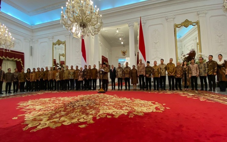 Presiden Prabowo Subianto mengumumkan 56 nama wakil menteri Kabinet Indonesia Maju di Istana Merdeka, Minggu (20/10/2024) - Bisnis/Akbar Evandio