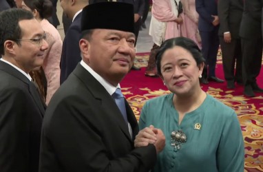 Momen Puan Salam Komando dengan Budi Gunawan saat Pelantikan Kabinet Prabowo