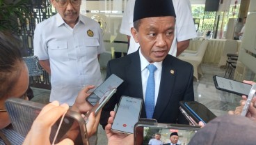 Kata Bahlil soal Kelanjutan BBM Rendah Sulfur & Skema Subsidi Jadi BLT