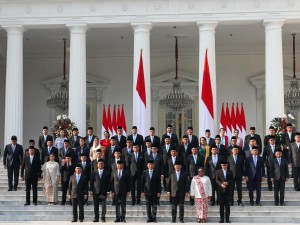 Presiden Prabowo Subianto melantik dan mengambil sumpah jabatan 56 wakil menteri Kabinet Merah Putih