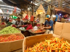 Kota Madiun Gulirkan Gerakan Belanja di Pedagang Lokal