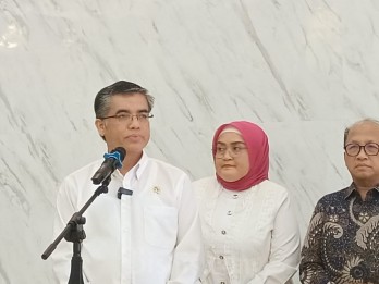 Menaker Yassierli Sebut UMP 2025 Diumumkan November, Bakal Naik?