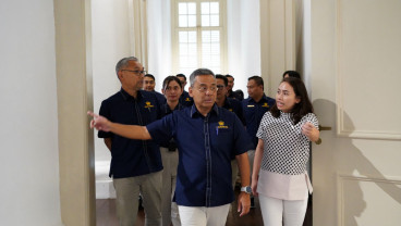 Wamenkeu Suahasil Nazara Kunjungi Pameran UOB Painting Of The Year