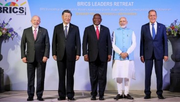 Xi Jinping dan Modi Bertemu di KTT BRICS, Sepakat Pulihkan Hubungan China-India