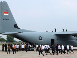 Jajaran menteri Kabinet Merah Putih bertolak menuju Magelang, Jawa Tengah untuk mengikuti pembekalan di Akademi Militer.