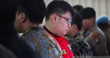 Tersangka Gregorius Ronald Tannur di Polrestabes Surabaya, Jawa Timur, Jumat (6/10/2023). ANTARA/Didik Suhartono/aa.