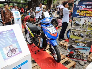 Pameran konversi motor listrik sebagai wadah promosi pelaku mekanik IKM dan pelajar yang melakukan inovasi kendaraan listrik roda dua maupun roda tiga