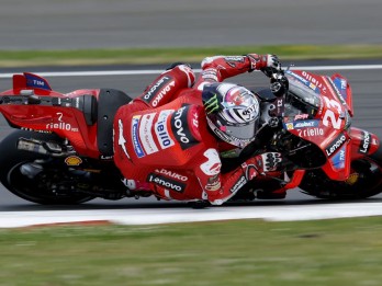 Hasil Sprint Race MotoGP Thailand 2024: Bastianini Jadi Juara Ungguli Martin