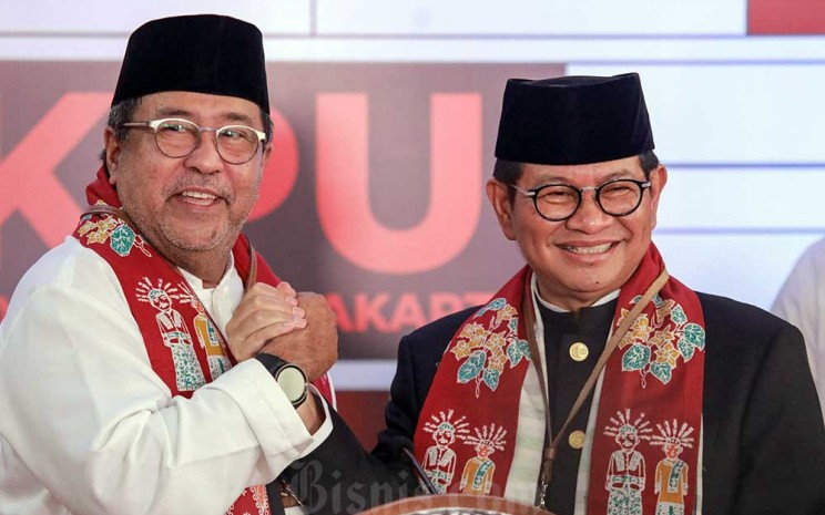 Pasangan bakal calon Gubernur dan Wakil Gubernur Jakarta, Pramono Anung dan Rano Karno memberikan keterangan pers di Kantor KPU DKI Jakarta, Rabu (28/8/2024). Bisnis - Arief Hermawan P