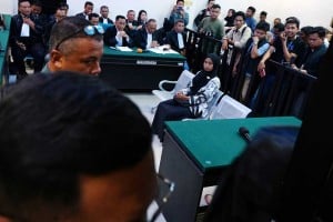 Guru Honorer SD Negeri 4 Baito Supriyani Jalani Sidang Kasus Dugaan Penganiayaan