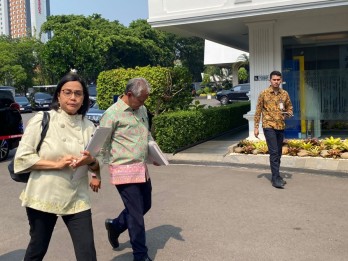 Prabowo Panggil Airlangga, Sri Mulyani, hingga Yassierli Gelar Rapat Penyelamatan Sritex