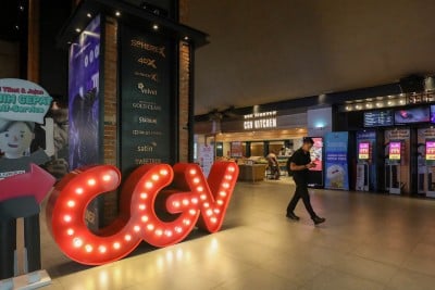 Perbandingan Kinerja dan Strategi Cinema (CNMA) vs Bioskop CGV (BLTZ)