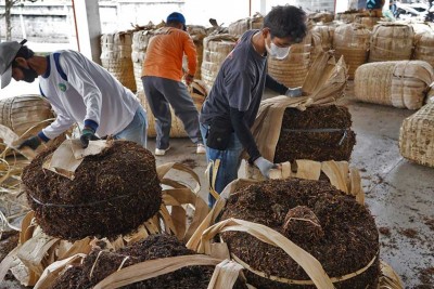 Rapor Merah Gudang Garam GGRM & Ambisi Bangun Bandara Hingga Tol