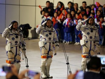 China Kirim 3 Astronot ke Stasiun Luar Angkasa Tiangong