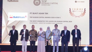 PTBA Borong Dua Penghargaan di TOP Human Capital Awards 2024