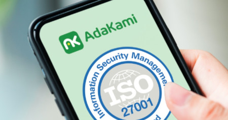 Ilustrasi Pinjol AdaKami mendapat sertifikat ISO 27001: 2023 soal keamanan data./ AdaKami.com