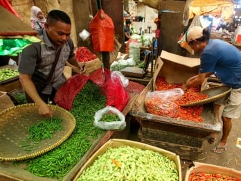 Harga Pangan 2 November 2024: Telur Ayam dan Bawang Naik, Beras Turun