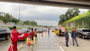 Tembok Pembatas Jalan Tol Serpong-Cinere Ambrol, Imbas Hujan Deras