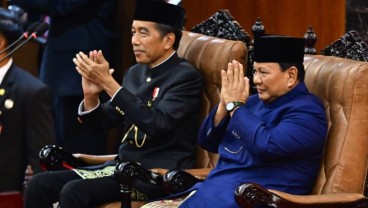PPN Jadi 12%: Ngotot Diterapkan Jokowi, Dipikirkan Ulang Prabowo