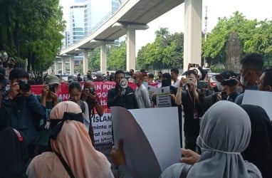 Viral Poster Demo FPI Hari Ini, Tertulis "Adili Jokowi dan Tangkap Fufufafa"