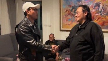 Denny Sumargo Datangi Farhat Abbas, Ini Kronologinya