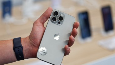 Mengintip Pasokan Jumbo Apple ke Erajaya (ERAA) di Tengah Larangan iPhone 16