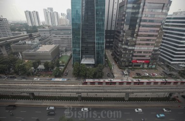 Jumlah Penumpang LRT Jabodebek Melonjak, Oktober 2024 Tembus 2,20 Juta