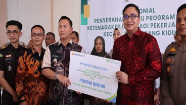 Perlindungan PTBA untuk 500 Pekerja Rentan Muara Enim