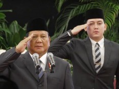 Bikin Salfok! Ini Sosok Rizky Irmansyah, Ajudan Sementara Prabowo Subianto