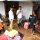 Bey Temui Warga Terdampak Banjir di Kabupaten Bandung