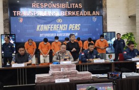 Polisi Tetapkan 2 DPO di Kasus Judi Online Oknum Komdigi