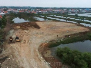 ahan pembangunan rumah gratis di Desa Sukawali, Pakuhaji, Kabupaten Tangerang, Banten