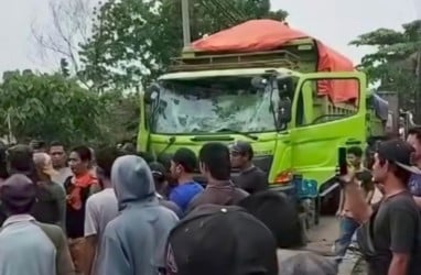 Kronologi Warga Tangerang Murka Usai Truk Tanah Tabrak Anak SD hingga Tewas