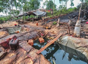 Razia Tambang Minyak Ilegal di Sumatra Selatan