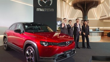 Mazda Resmi Luncurkan Mobil Listrik MX-30, Harga Rp860 Juta