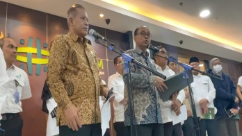 Menkop Budi Arie Dorong Koperasi Bikin Pabrik Pengolahan Susu