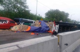 Fakta Kecelakaan Tol Cipularang: Truk Rem Blong, Sopir Diamankan