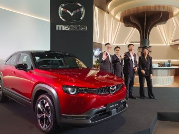 Mazda MX-30 Lebih Mahal & Jarak Tempuh Pendek, Mampu Lawan BEV China?