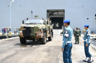 Latihan Tempur di Baluran, Prajurit dan Persenjataan Australia Mendarat