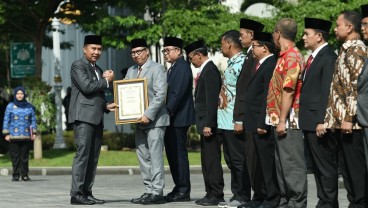 Hari Kesehatan Nasional: Bey Imbau ASN Jabar Olahraga 30 Menit Sehari